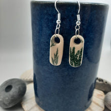 Load image into Gallery viewer, Seaweed Earrings
